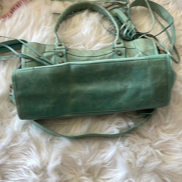 Authentic Balenciaga handbag - Picture 5 of 16